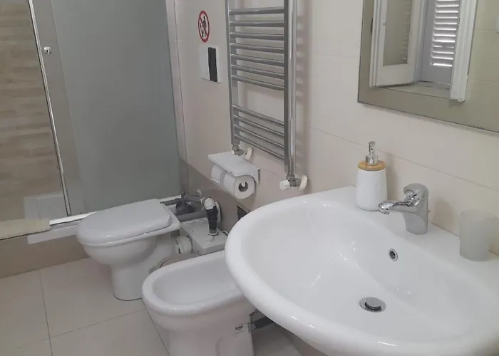 ベッド・アンド・ブレックファスト Ganaj La Terrazza Di Ganaj